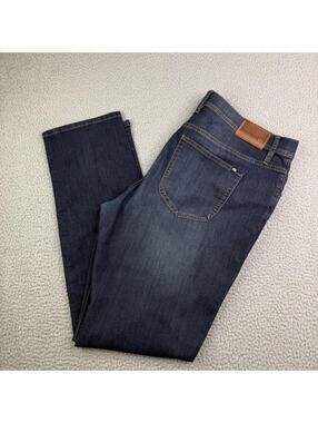 Travis Mathew Legacy Featherweight Dark Wash Straight Leg Blue Jeans Men’s 38x33